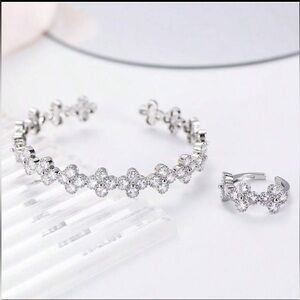 Elegant Floral Bracelet and Ring Set